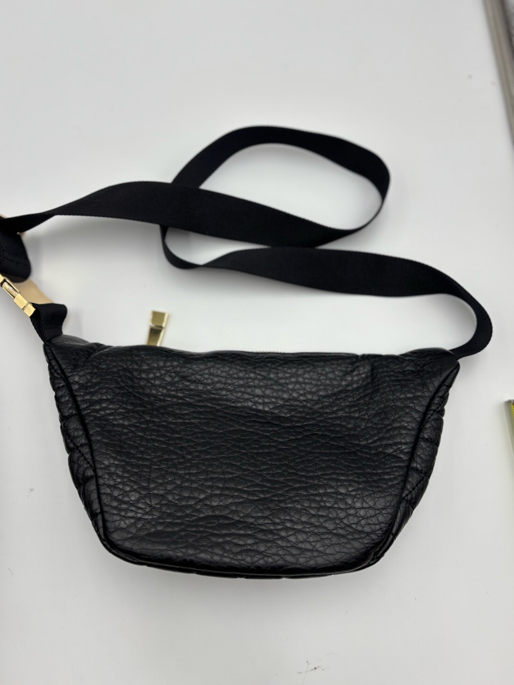 HAPP brand quilted fanny pack belt bag - Picture 8 of 8